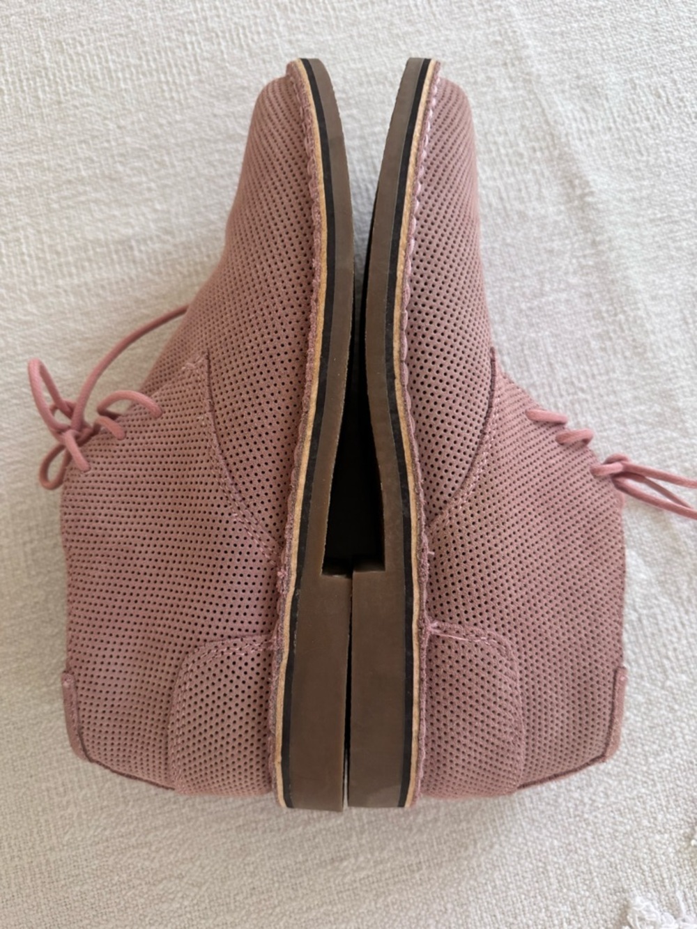 Reaction Kenneth Come Desert Chukka vented boot -SZ 8M pastel
#